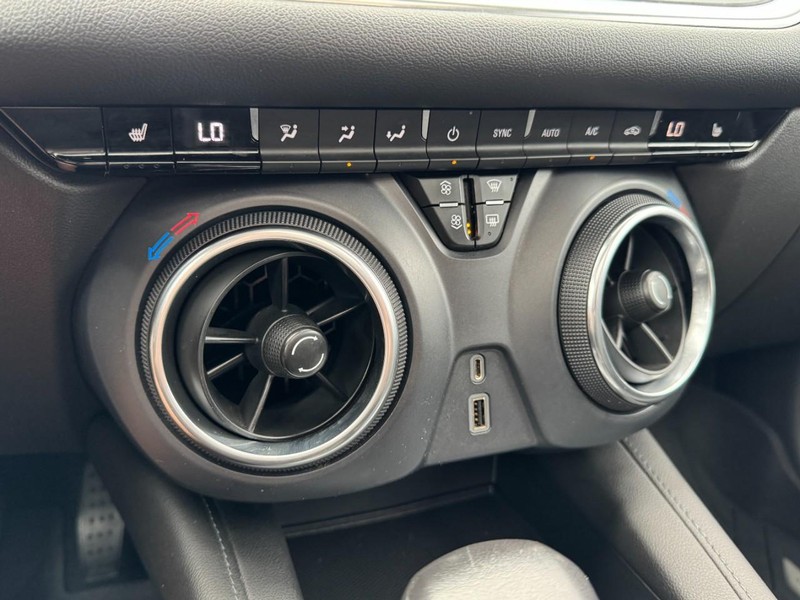 Chevrolet Blazer Vehicle Full-screen Gallery Image 17