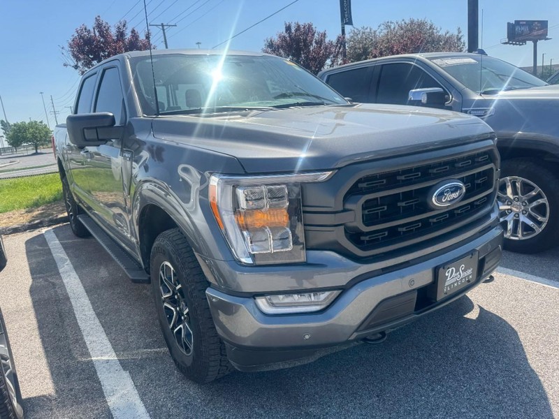 Ford F-150 Vehicle Full-screen Gallery Image 03