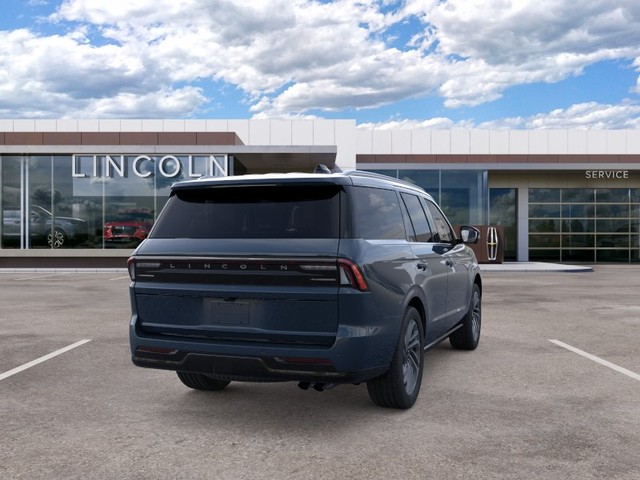 2026 Lincoln Navigator Reserve thumbnail image 08