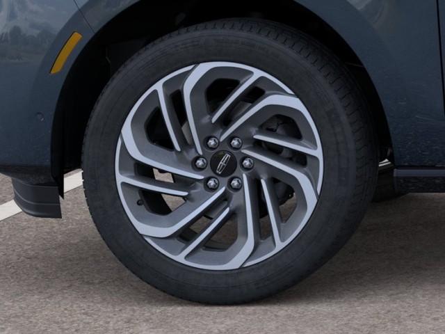 2026 Lincoln Navigator Reserve thumbnail image 19