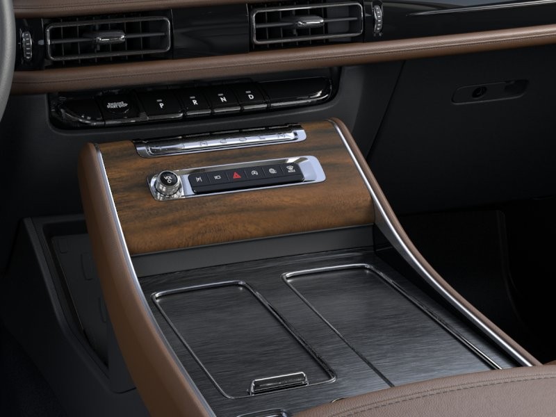 Lincoln Aviator Vehicle Full-screen Gallery Image 15