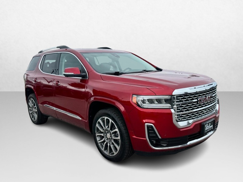 GMC Acadia Vehicle Full-screen Gallery Image 03