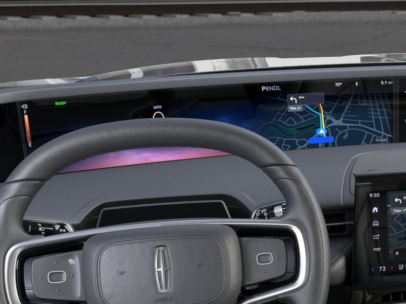 Lincoln Nautilus Vehicle Full-screen Gallery Image 13