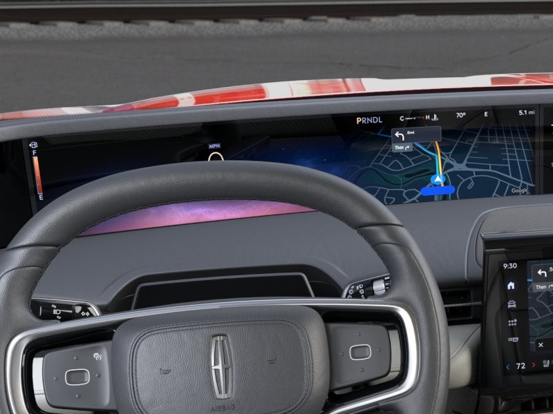 Lincoln Nautilus Vehicle Full-screen Gallery Image 13