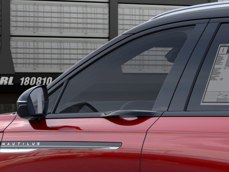 Lincoln Nautilus Vehicle Full-screen Gallery Image 20