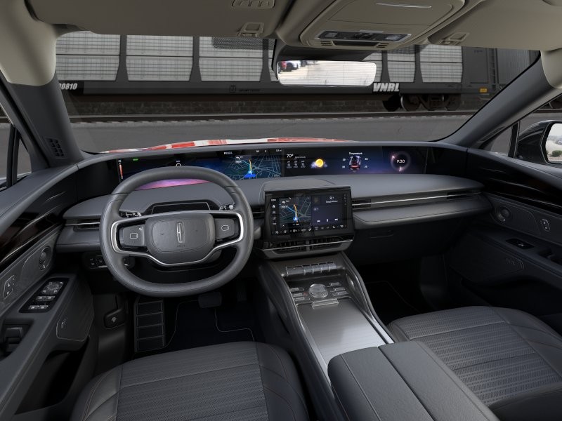 Lincoln Nautilus Vehicle Full-screen Gallery Image 09