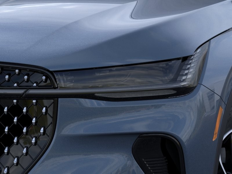 Lincoln Nautilus Vehicle Full-screen Gallery Image 18