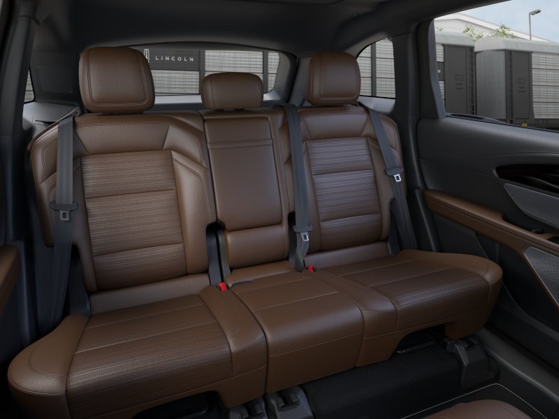 Lincoln Nautilus Vehicle Full-screen Gallery Image 11