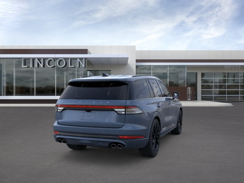 Lincoln Aviator Vehicle Full-screen Gallery Image 08