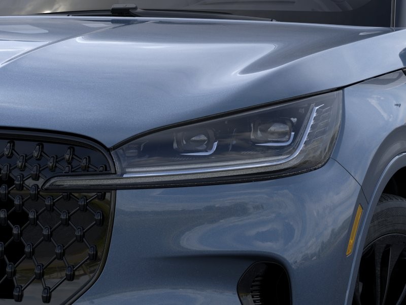 Lincoln Aviator Vehicle Full-screen Gallery Image 18