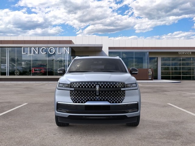 2026 Lincoln Navigator Reserve thumbnail image 06