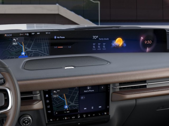 2026 Lincoln Navigator Reserve thumbnail image 14