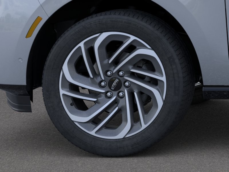 Lincoln Navigator Vehicle Full-screen Gallery Image 18