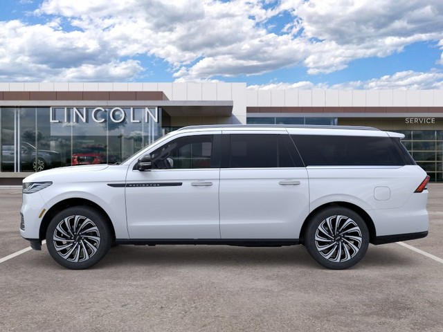 2026 Lincoln Navigator L Black Label thumbnail image 03