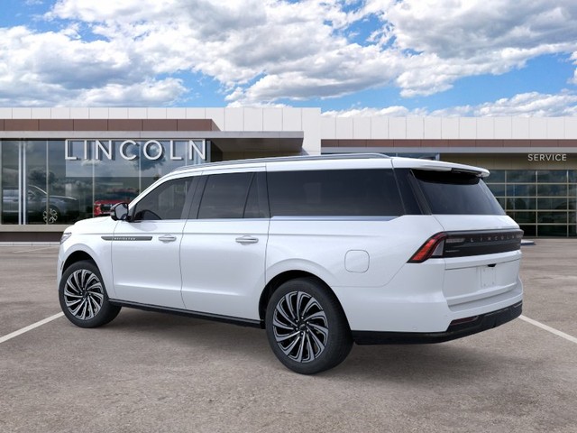 2026 Lincoln Navigator L Black Label thumbnail image 04