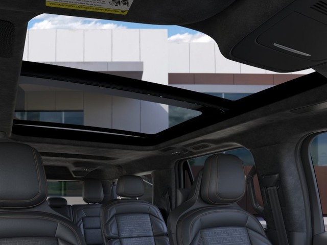 2026 Lincoln Navigator L Black Label thumbnail image 22