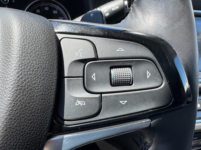 2023 Buick Enclave Essence thumbnail image 19