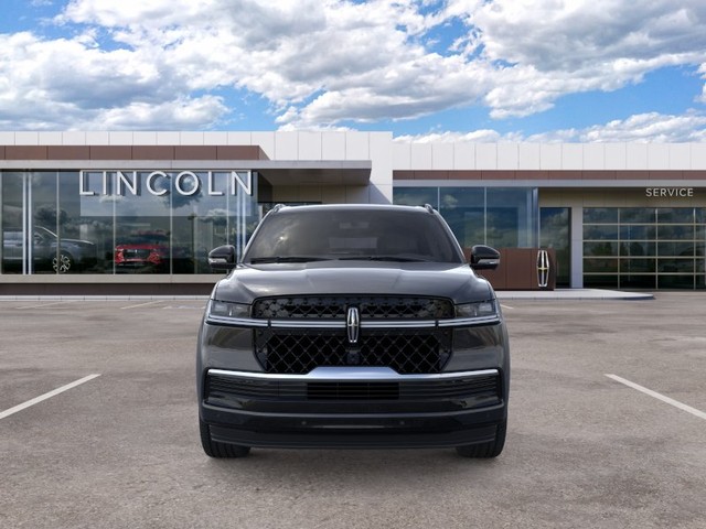 2026 Lincoln Navigator Reserve thumbnail image 06