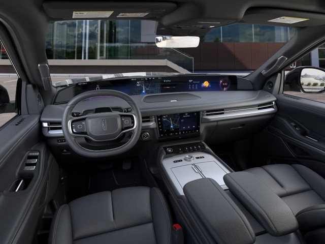 2026 Lincoln Navigator Reserve thumbnail image 09