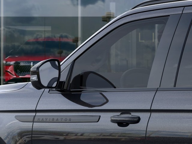 2026 Lincoln Navigator Reserve thumbnail image 20