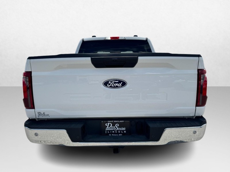 Ford F-150 Vehicle Full-screen Gallery Image 06
