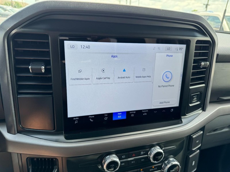 Ford F-150 Vehicle Full-screen Gallery Image 23