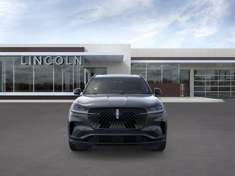 Lincoln Aviator Vehicle Full-screen Gallery Image 06