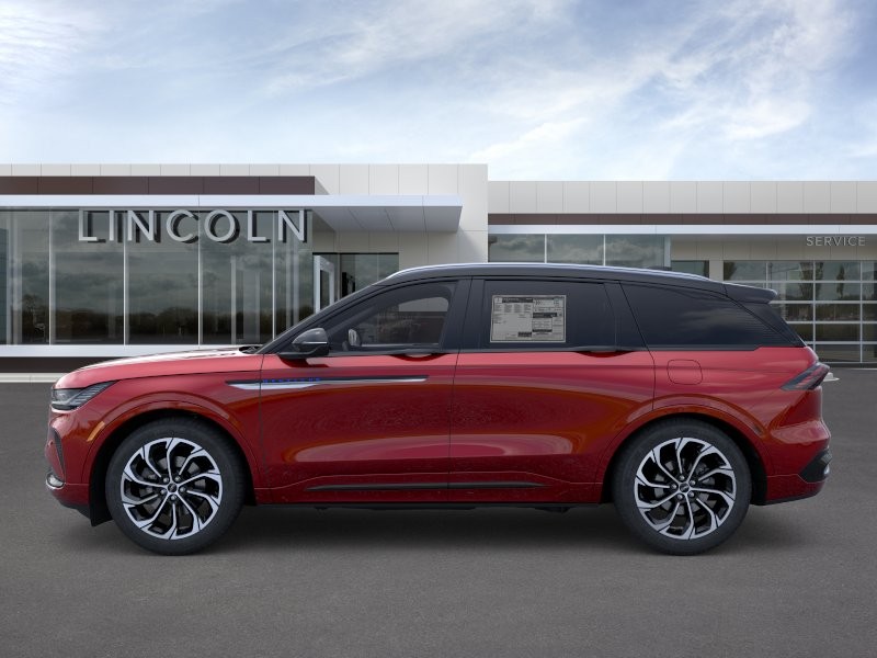 Lincoln Nautilus Vehicle Full-screen Gallery Image 03