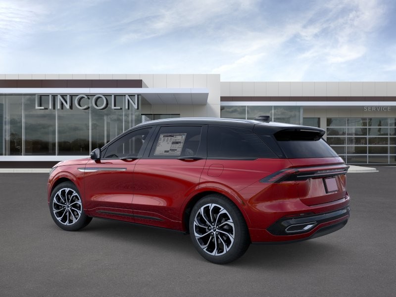 Lincoln Nautilus Vehicle Full-screen Gallery Image 04