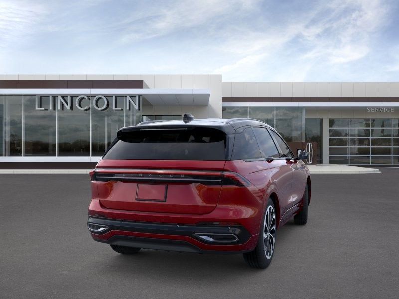 Lincoln Nautilus Vehicle Full-screen Gallery Image 08