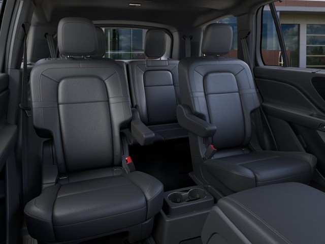 2025 Lincoln Aviator Reserve thumbnail image 11
