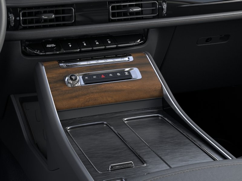 Lincoln Aviator Vehicle Full-screen Gallery Image 15