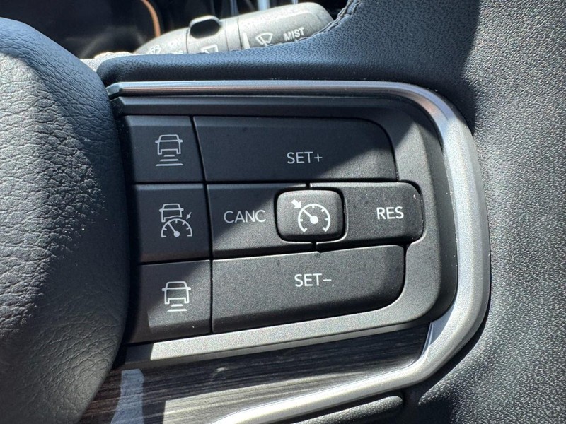 Jeep Wagoneer Vehicle Full-screen Gallery Image 19