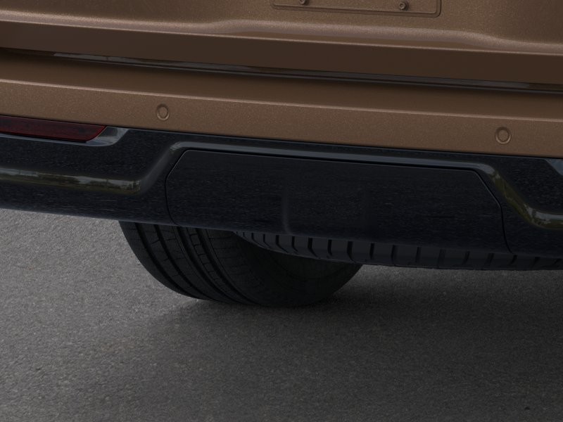 Lincoln Navigator Vehicle Full-screen Gallery Image 23
