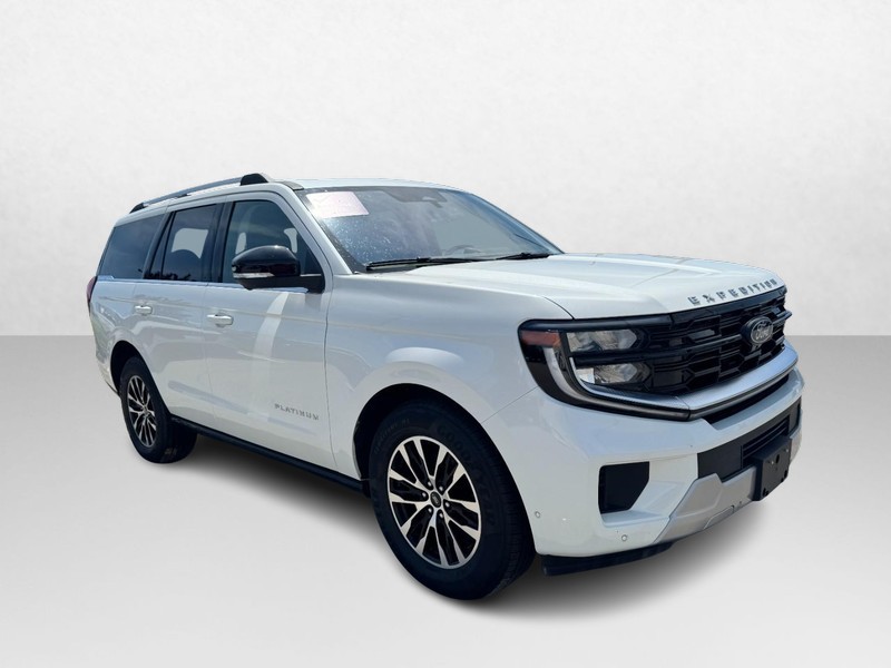 Ford Expedition Vehicle Full-screen Gallery Image 03