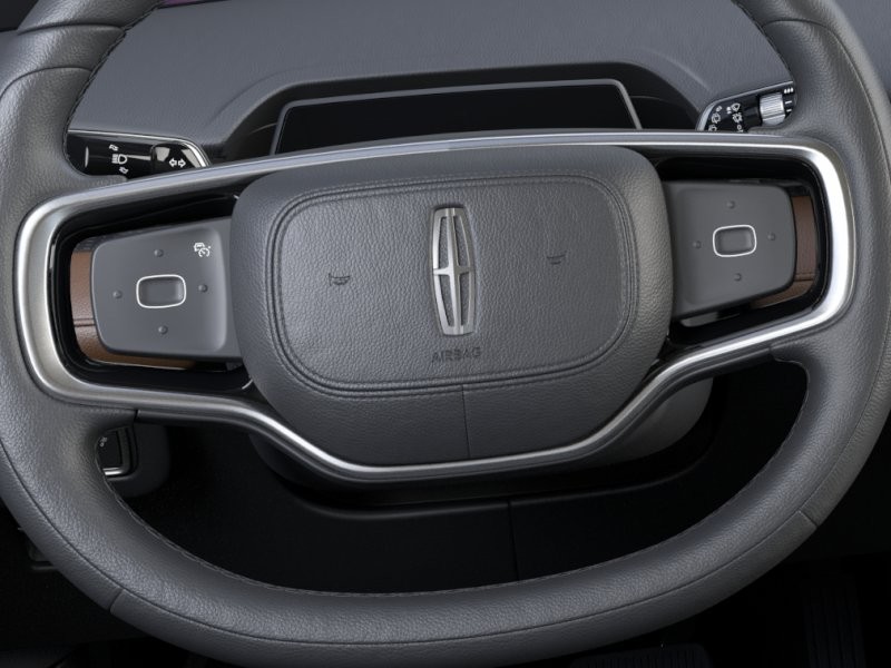 Lincoln Nautilus Vehicle Full-screen Gallery Image 12