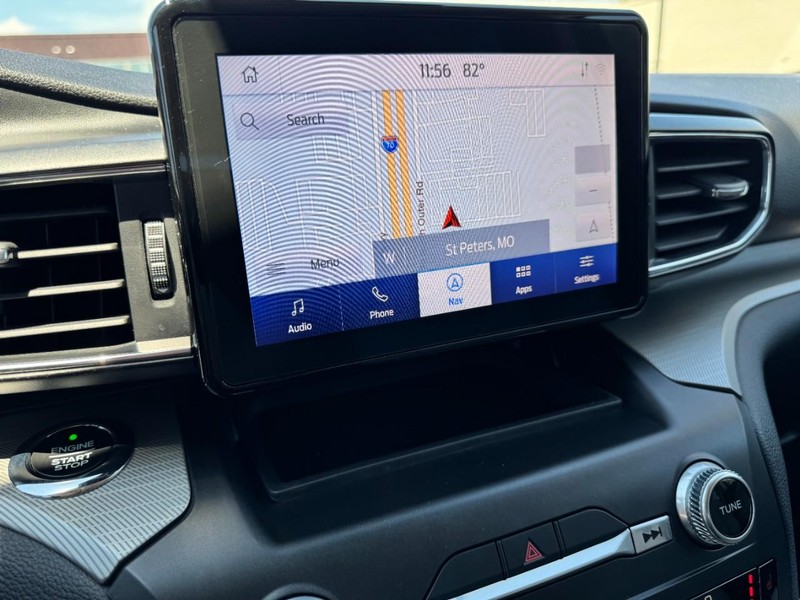 Ford Explorer Vehicle Full-screen Gallery Image 20