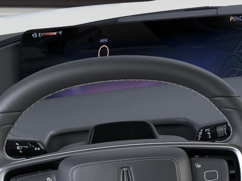 Lincoln Navigator Vehicle Full-screen Gallery Image 13