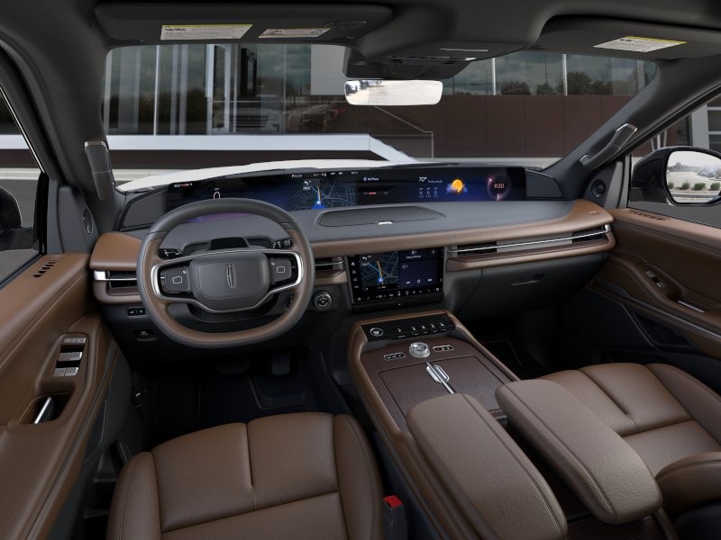 Lincoln Navigator Vehicle Full-screen Gallery Image 09