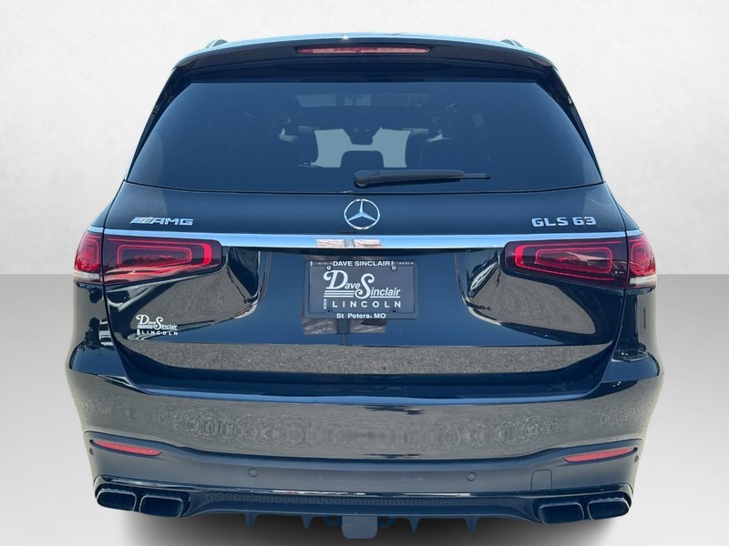 Mercedes-Benz GLS Vehicle Full-screen Gallery Image 06