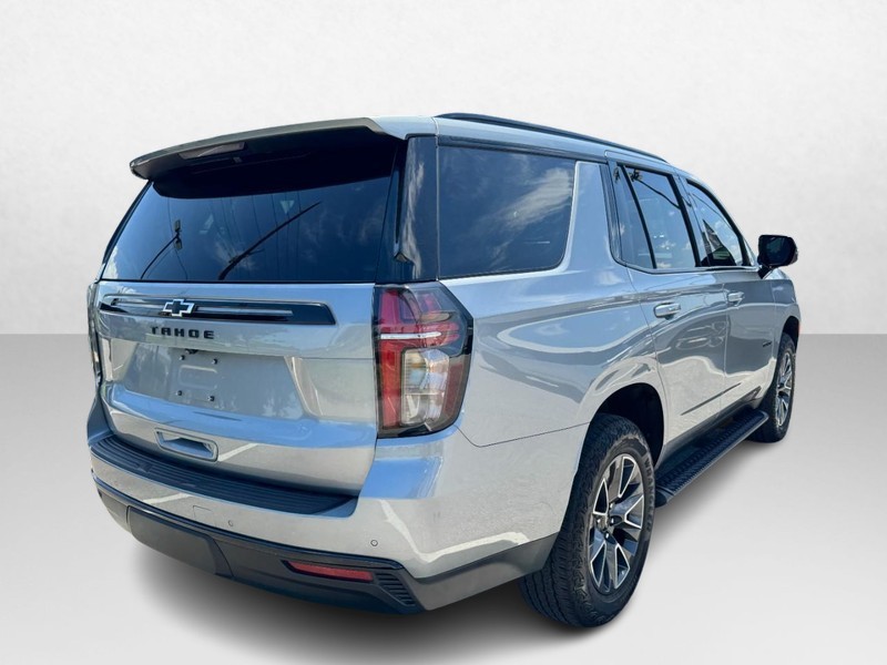 Chevrolet Tahoe Vehicle Full-screen Gallery Image 05