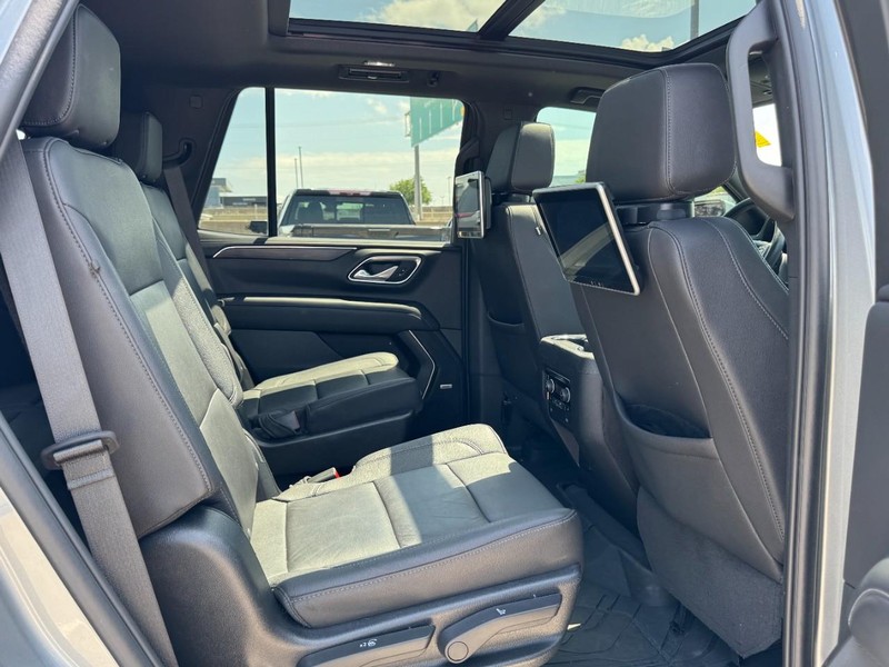 Chevrolet Tahoe Vehicle Full-screen Gallery Image 13