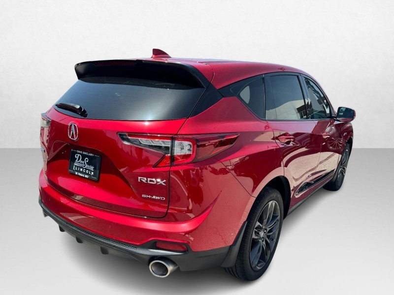 Acura RDX Vehicle Full-screen Gallery Image 05