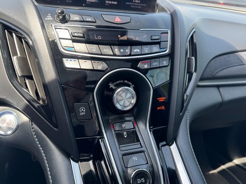 Acura RDX Vehicle Full-screen Gallery Image 17
