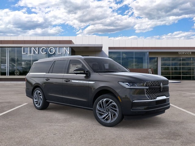2026 Lincoln Navigator L Reserve thumbnail image 07