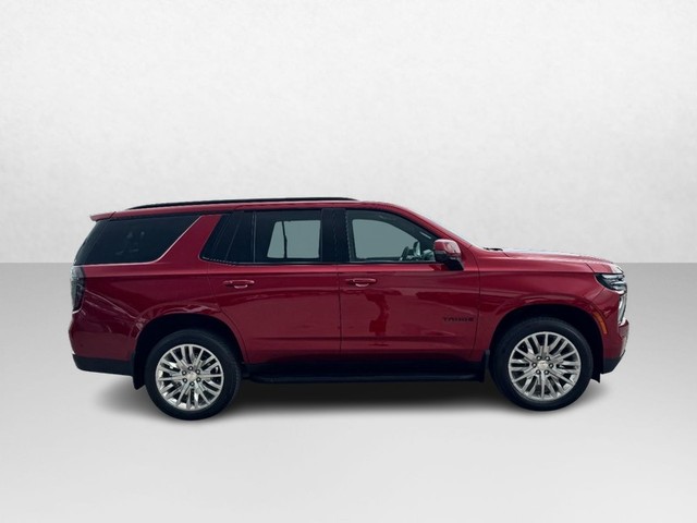 2025 Chevrolet Tahoe RST thumbnail image 04