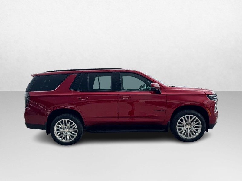 Chevrolet Tahoe Vehicle Full-screen Gallery Image 04