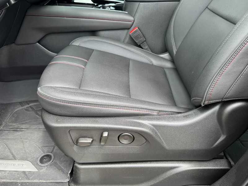 Chevrolet Tahoe Vehicle Full-screen Gallery Image 26