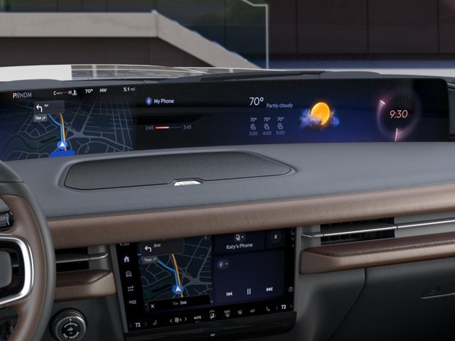 2026 Lincoln Navigator Reserve thumbnail image 14