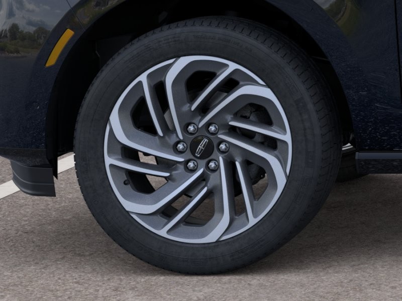 Lincoln Navigator Vehicle Full-screen Gallery Image 19